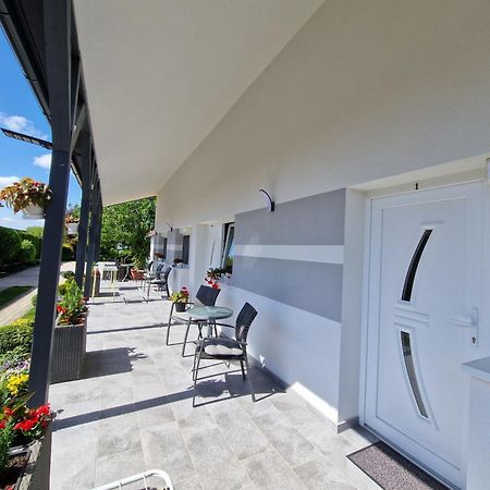 Hajnalka Vendeghaz Hotel Buk Exterior photo